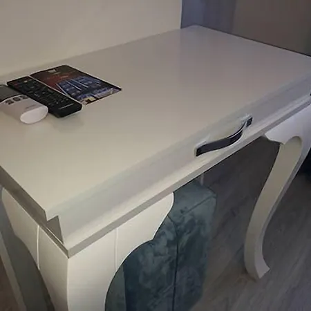 Hotel Iscen 4*